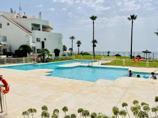 Sea Breeze Retreat - Golf Getaway - Bahia de Casares - 7