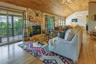 Maggie Valley Vacation Rental with Hot Tub - Maggie Valley - 7