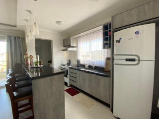 451 - Lindo Apartamento de 3 dormitórios na praia de Bombas - 5