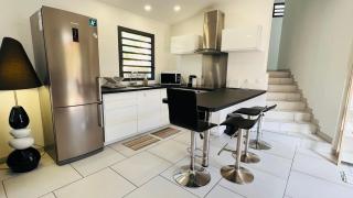 La Caze SHADY 2 chambres piscine 20 mn du lagon St Gilles - La Possession - 1