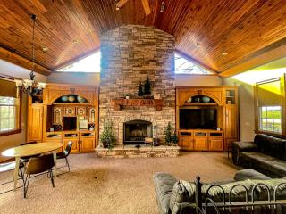 Charming School House with Large Pool - Huron - 2