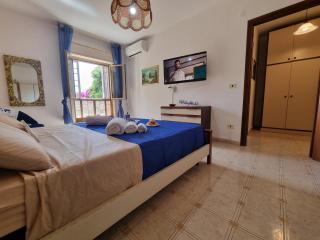 Lo Scorcio sul Mare by Holiday World - Isola delle Femmine - 4
