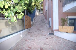 A L' AISE STUDIOS - Apolpaina - 9