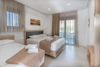 Sunshine Rooms and Suites - Nea Vrasna - 9
