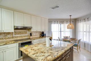 Luxe San Antonio Vacation Rental with Private Pool! - San Antonio - 3