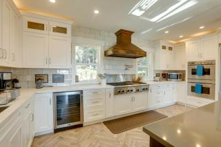 Lake Tahoe Views and Hot Tub Stunning Luxury Home! - Carnelian Bay - 2