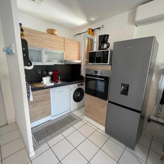 Maison plain pied avec climatisation dans une résidence privée avec piscine - Saint-Saturnin-lès-Avignon - 7