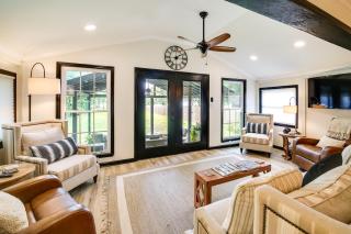 Lakefront Oasis with Patio in Hot Springs, Arkansas! - 8