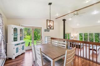 Charming and Scenic Gouldsboro Getaway with Patio! - Gouldsboro - 9