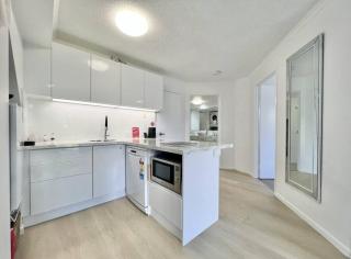 Tropical oasis overlooking lily pond 66IP - 6