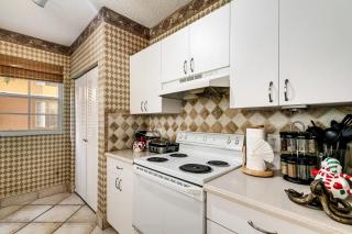 Wonderful 3 Bedroom Condo in the Heart of Aventura - Aventura - 4