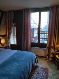 Appartement centre historique quartier cathédrale - 1