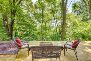 Private Catskill Mountains Vacation Getaway - Leeds - 0
