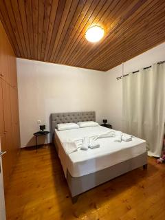 Isabellas' home - Alepou - 6