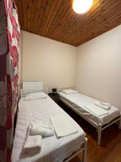 Isabellas' home - Alepou - 3
