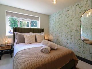 Beautiful home with hot tub near Cambridge - Royston - 1