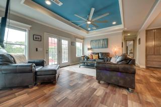 Canyon Lake Home with Spacious Deck and Backyard! - Canyon Lake - 7