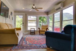 Waterfront Home with Dock Access on Lake Lure! - Lake Lure - 6