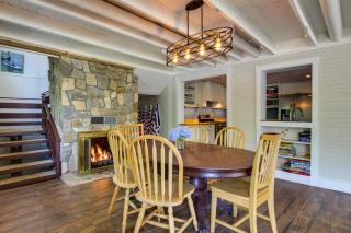 Waterfront Home with Dock Access on Lake Lure! - Lake Lure - 5