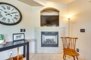 Game Room Centrally Located Colorado Springs Gem - 6