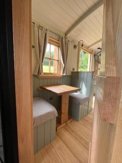 Troytown Farm Shepherds hut - Puddletown - 9