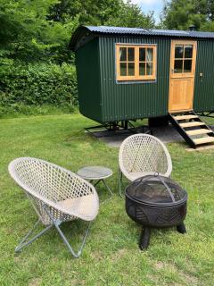 Troytown Farm Shepherds hut - Puddletown - 3