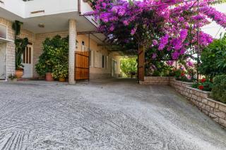 Apartments by the sea Sumpetar, Omis - 949 - 0