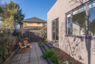 Small Sustainable House - Christchurch - 6