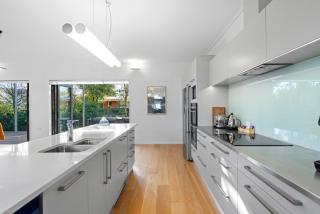 Small Sustainable House - Christchurch - 6