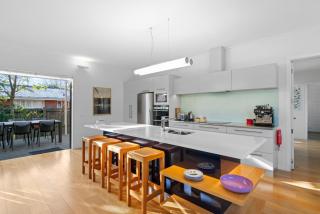 Small Sustainable House - 4