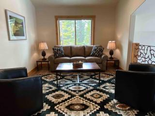 Cozy Luxury Townhome in Exclusive Eagle Bend - The Flathead - Bigfork - 1