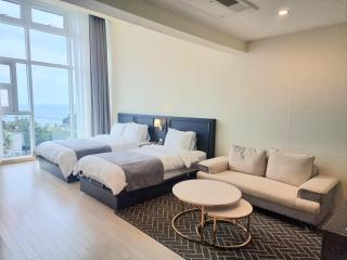 Rich Hotel - Jeju - 0