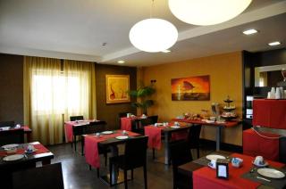 Hotel Fly - Casoria - 3
