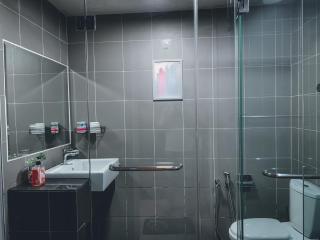 Aeropod Sovo ,Wifi ,5 minit from Airport - 4