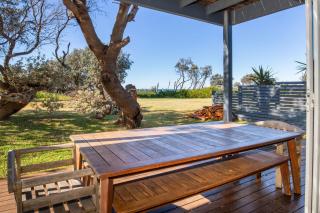Aqua Beachfront - Pet Friendly - 2 Mins Walk to Beach - Culburra Beach - 1