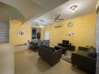 Homestay Raudhah, Taman Gombak Ria - Batu Caves - 6