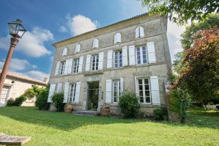 Maison de Maître avec Grand Parc arboré clos de murs - Nérac - 0