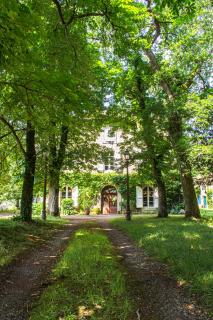 Maison de Maître avec Grand Parc arboré clos de murs - 1