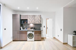 Le Charme de Montmartre - Patio privé-Sacré-Cœur - Parking Gratuit - Metro Anvers - Paris - 2