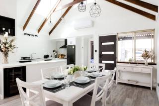Salt & Pepper; Beautiful Town House in Margs! - Margaret River - 0