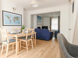 Day Cottage - 5