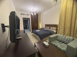 Beautiful Furnished Studio Building Apartment Al nahyan - Abu Dhabi - 6