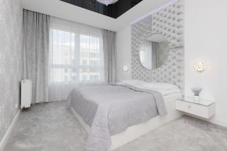 Elegant Apartments with Balcony & Parking Warsaw by Noclegi Renters - Warsaw - 3