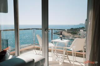 Scenic Seafront Duplex Apartment in Sliema - Sliema - 6