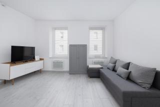 Bright Studio Chorzów for 4 Guests 1,6 km to Silesian Stadium by Noclegi Renters - Chorzów - 1