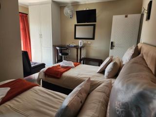 SOUTHY INN BY THE LAKE - Benoni - 2