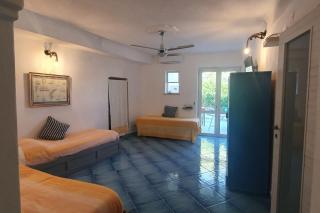 Marbnb Appartamenti Ponza centro, Porto Appartamento Ponza - Ponza - 2