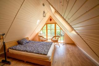 Namelis ant kranto - Alaušo Salos - 1