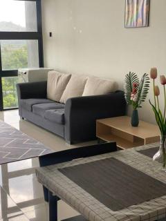 Recov Guest House, The Square, One City, USJ25 - 6
