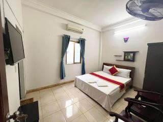 Cát Tường Hotel - Cat Ba - 0